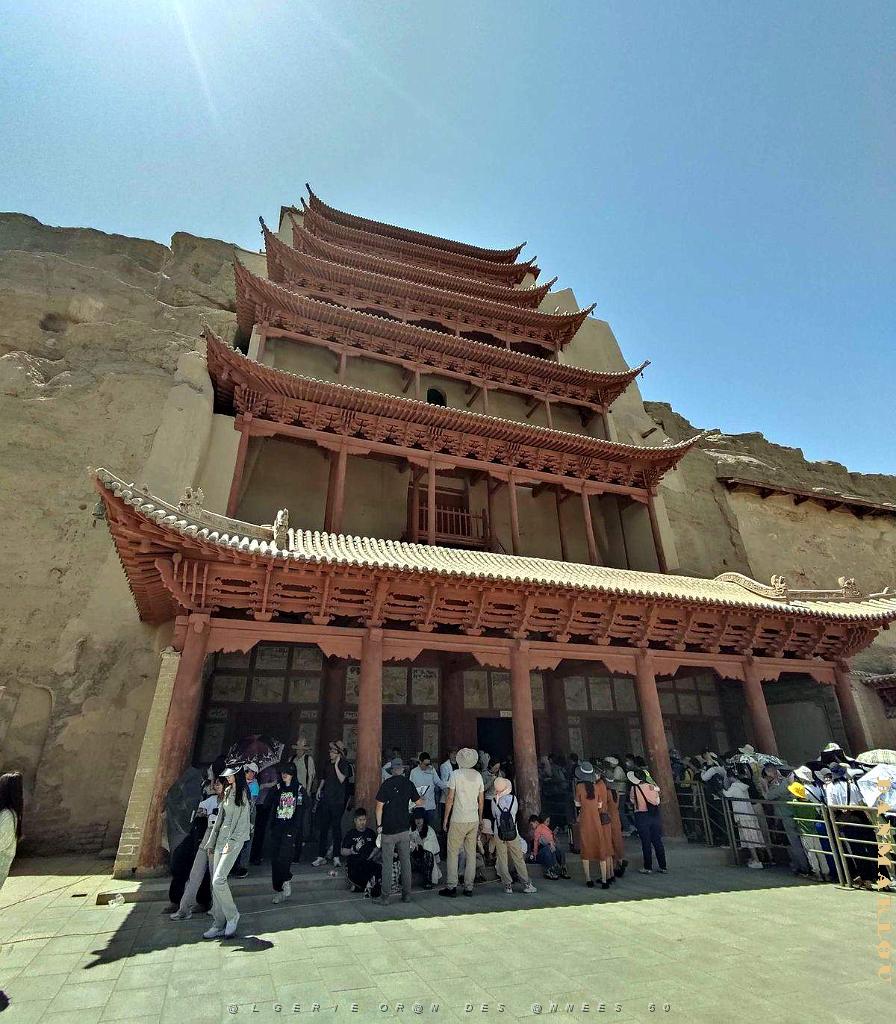 DUNHUANG - 073 -Grottes de Mogao .jpg
